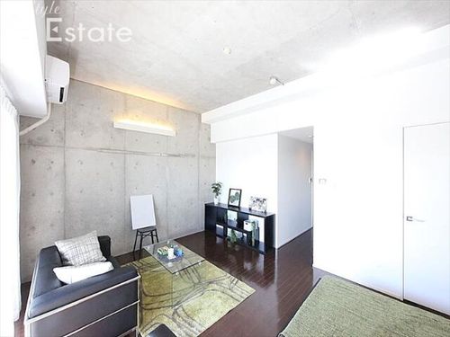 愛知県名古屋市西区上名古屋2丁目(マンション)の賃貸物件の居間