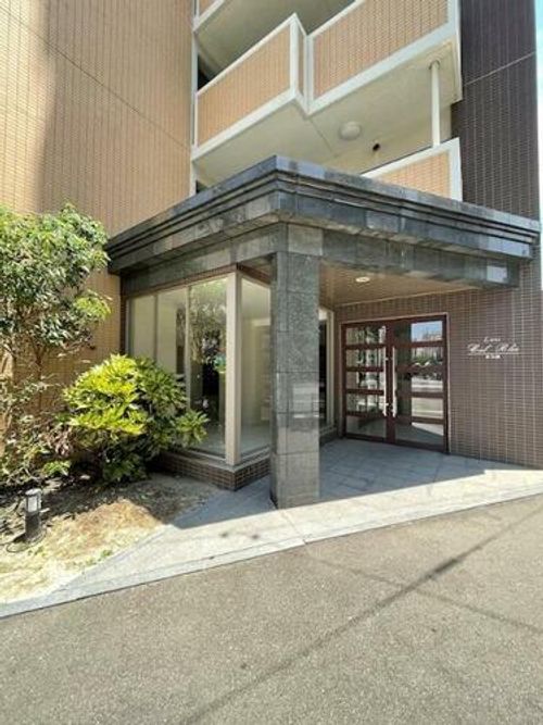福岡県福岡市博多区千代1丁目(マンション)の賃貸物件の玄関