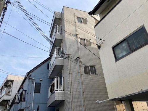 ECO BASE HANSHINの外観