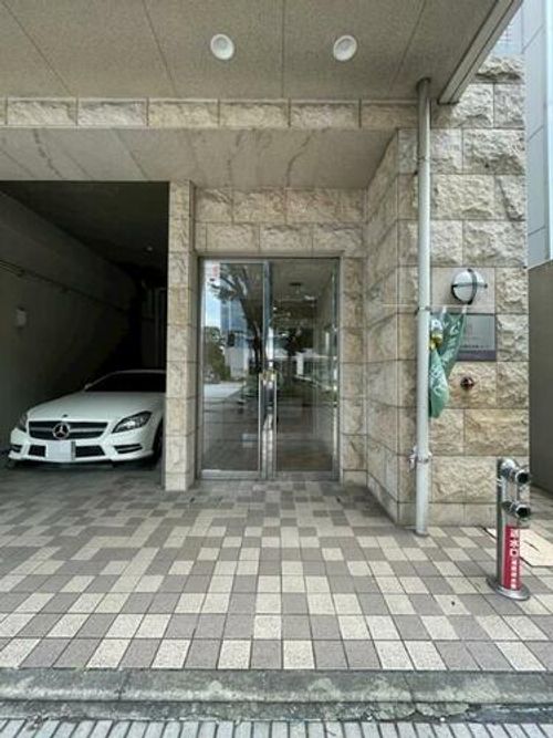 福岡県福岡市博多区御供所町(マンション)の賃貸物件の玄関