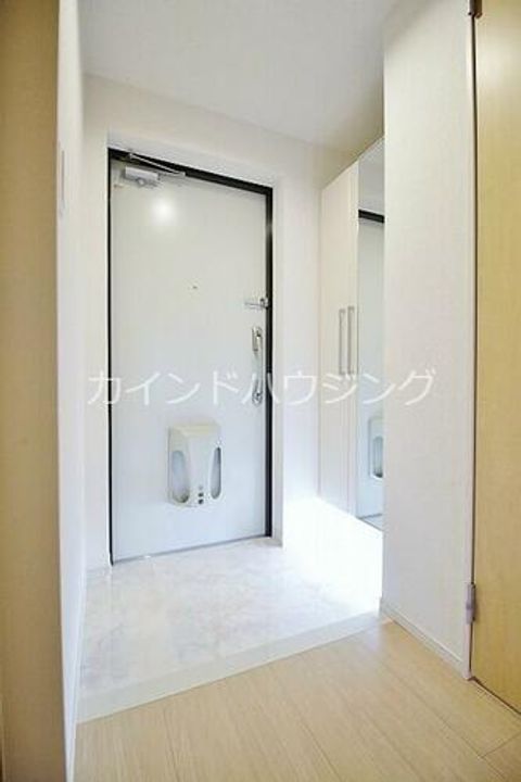 エテルノりんくうの玄関