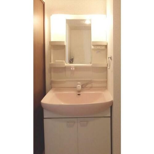 レグルス元町401の内装