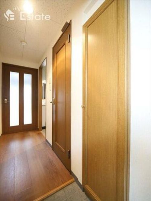 愛知県名古屋市名東区大針1丁目(マンション)の賃貸物件の玄関