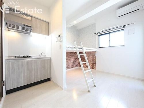 Lucia Hills名駅北302の内装