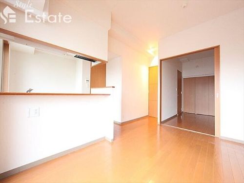 愛知県名古屋市中村区則武本通3丁目(マンション)の賃貸物件の居間