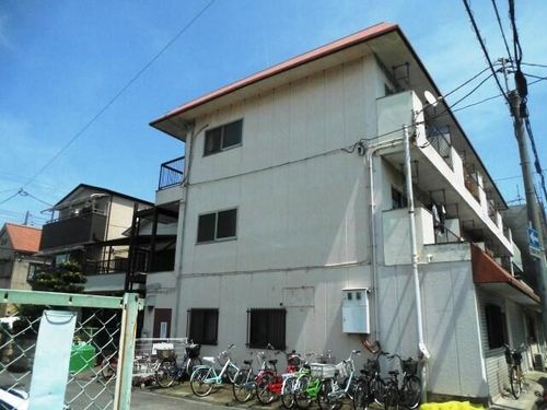 川口マンションの外観