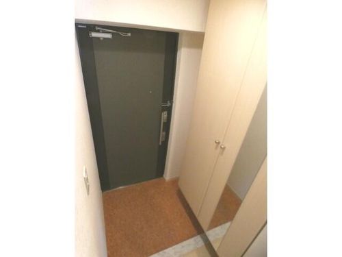 福岡県大野城市横峰2丁目(マンション)の賃貸物件の玄関