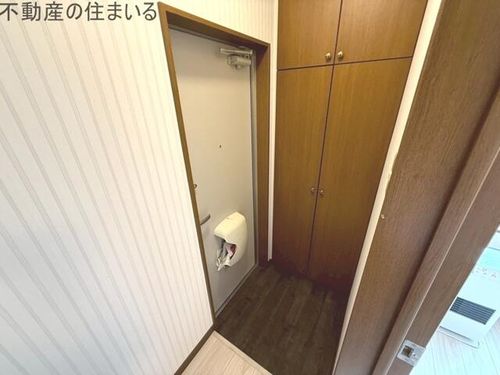 マンションYUの玄関