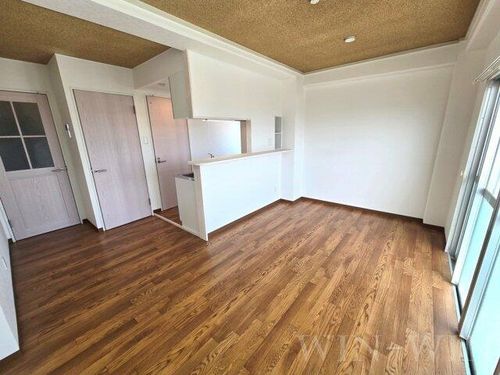 やまやの森501の居間