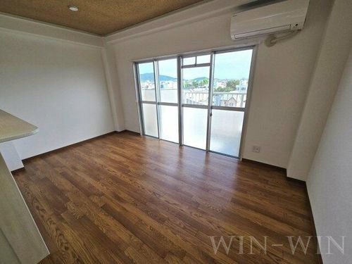 やまやの森501の内装