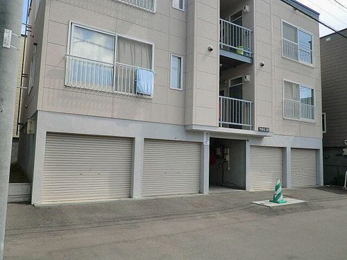 サンライズ33の玄関