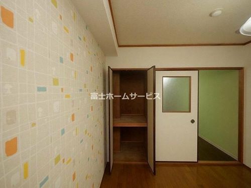 ミタカホーム8番の内装