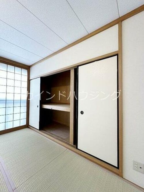 サンジミニアーノハウスの内装