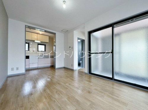 サンジミニアーノハウスの居間