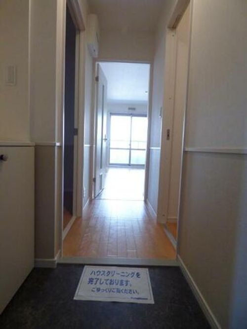 エスポワールⅡ B201の玄関