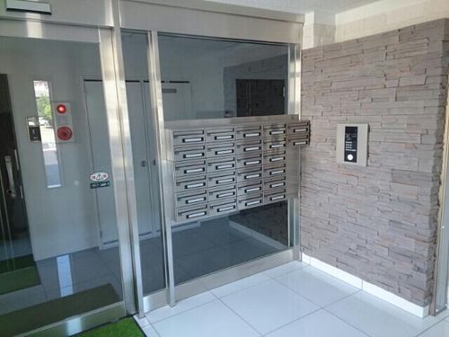 グレイスフル・Kの玄関