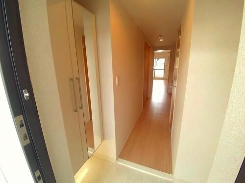 グレイスフル・Kの玄関