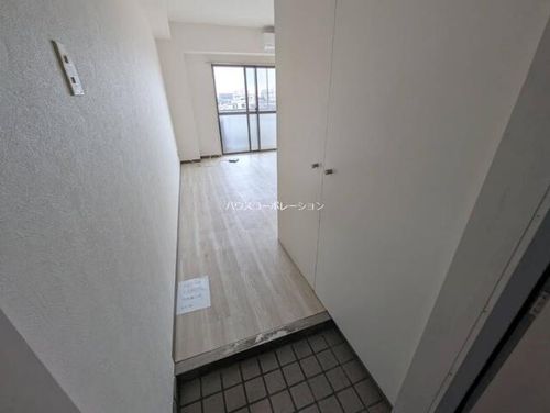 トレンディ立花の玄関