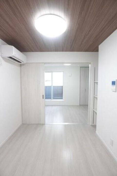アレグリア長田の居間