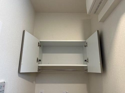 コントレイル糸引の内装