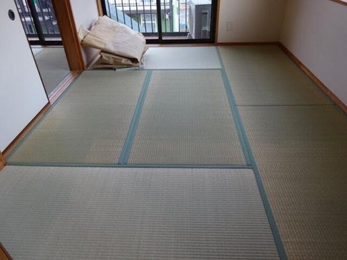 ウイズはかざの内装