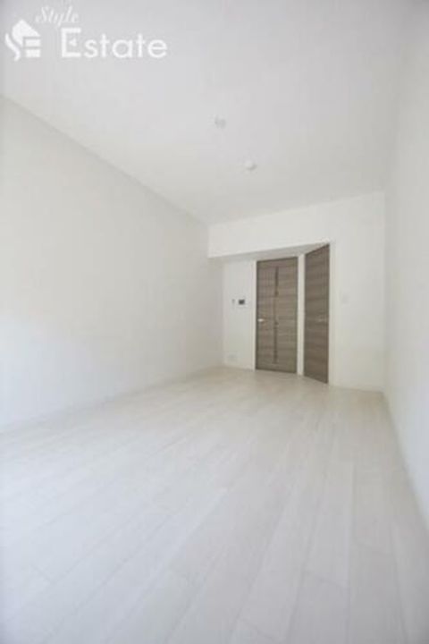 愛知県名古屋市名東区本郷2丁目(マンション)の賃貸物件の居間