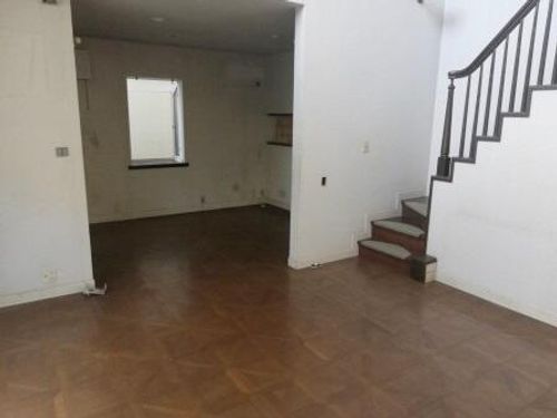 兵庫県尼崎市武庫之荘本町2丁目(一戸建)の賃貸物件の居間