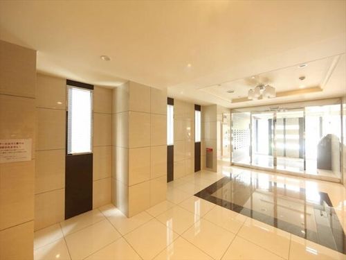 Primal千種steloの玄関