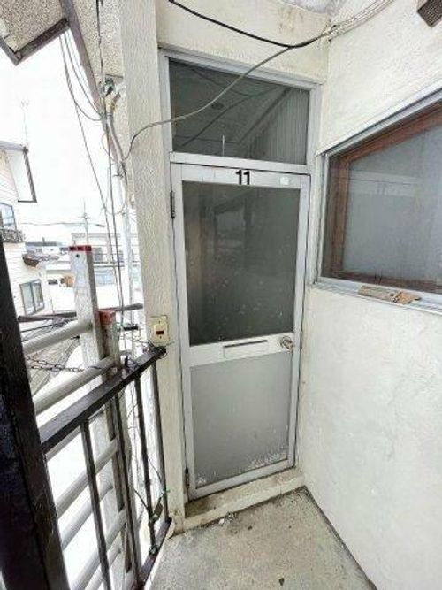 たかしなコーポ2の玄関