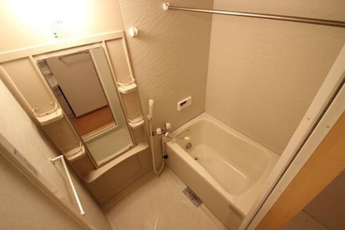 フォレスターアオエの風呂