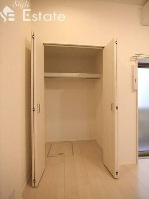 ブランドールの内装