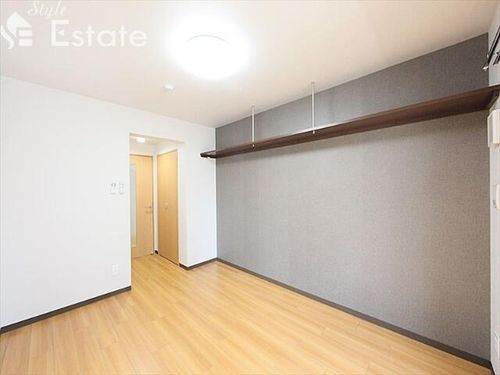 ル・レーヴ向山IIの居間