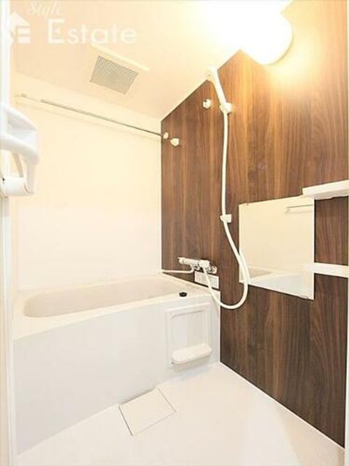 ル・レーヴ向山IIの風呂