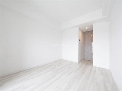 S-RESIDENCE東別院の居間