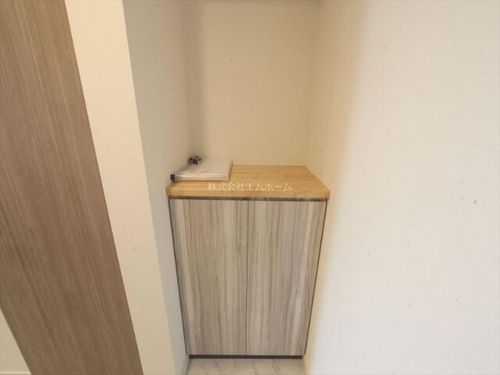 S-RESIDENCE東別院の玄関