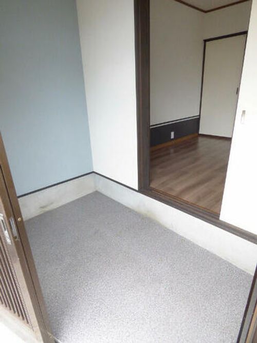 大阪府堺市東区北野田(一戸建)の賃貸物件の玄関