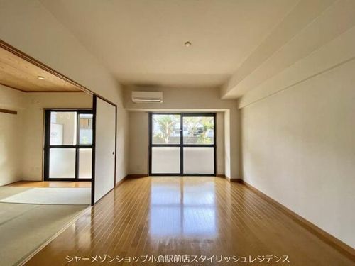 福岡県北九州市門司区緑ケ丘(マンション)の賃貸物件の居間