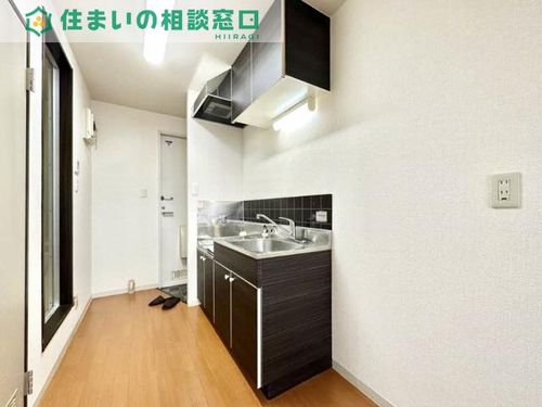 愛知県岡崎市北本郷町字河原(アパート)の賃貸物件の玄関