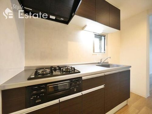 愛知県名古屋市千種区穂波町1丁目(マンション)の賃貸物件202のキッチン