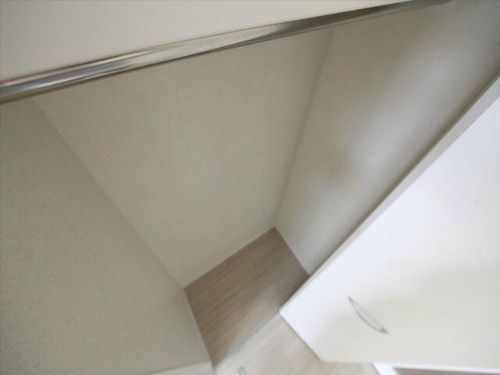 愛知県名古屋市緑区鳴海町字上汐田(マンション)の賃貸物件の内装