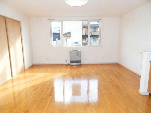 セジュール参番館102の居間