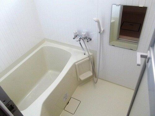 セジュール参番館102の風呂