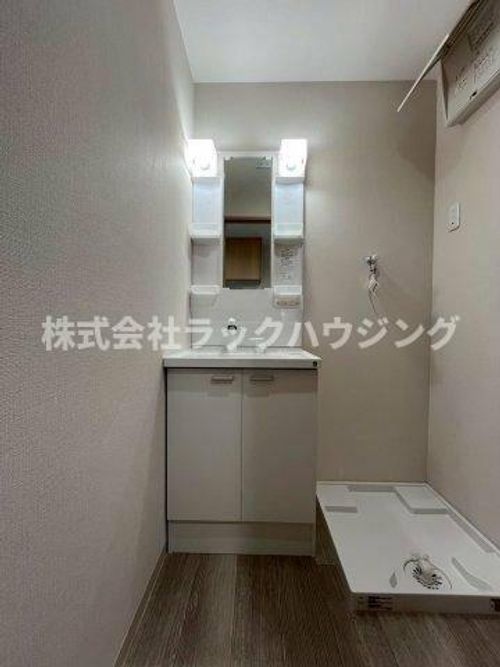 ソレイユアーバン18の居間