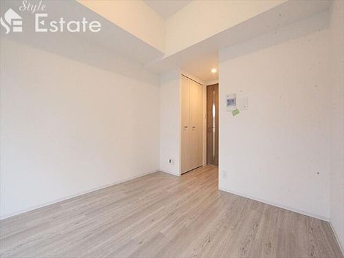 愛知県名古屋市中区新栄1丁目(マンション)の賃貸物件の居間