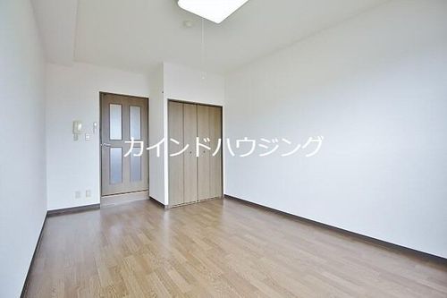 ラフィーネ北島のその他画像