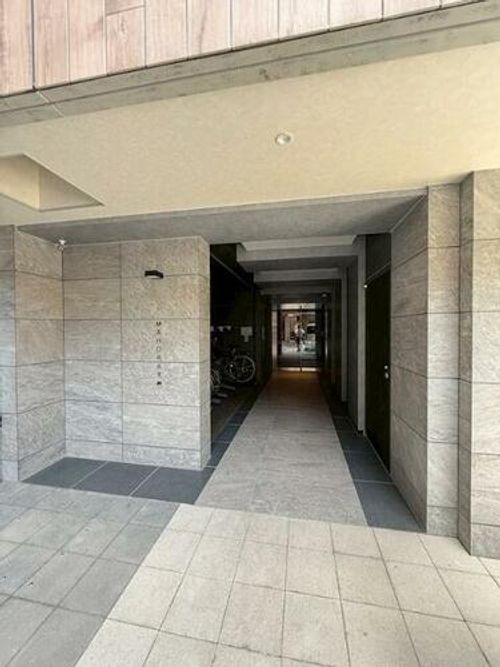 福岡県福岡市中央区天神5丁目(マンション)の賃貸物件の玄関