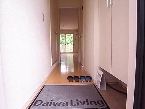 セブンレーヴの玄関