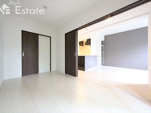 ブライト スクエア305の内装