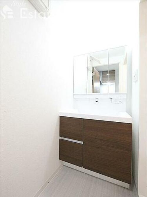 愛知県名古屋市中区丸の内2丁目(マンション)の賃貸物件の内装