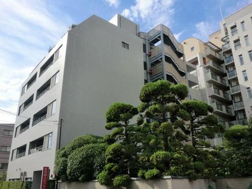 ソフィア塚口の外観